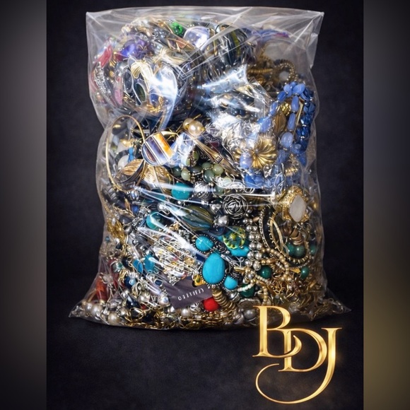 Kendra Scott Jewelry - ⚜️2 lb Treasure Hunt Jewelry Bag • Wearable + Craft + Repair •Mixed Styles Lot⚜️